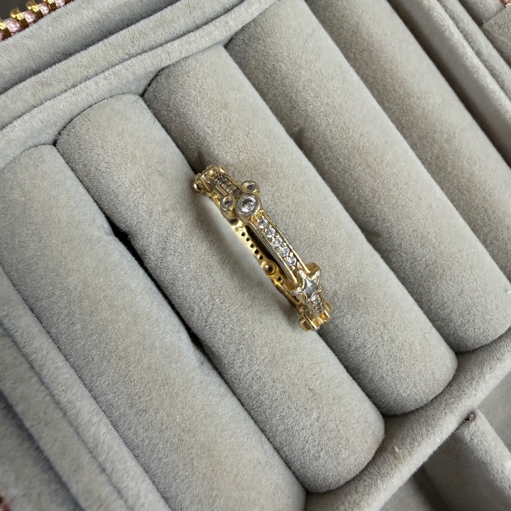 Disney x Pandora gold ring